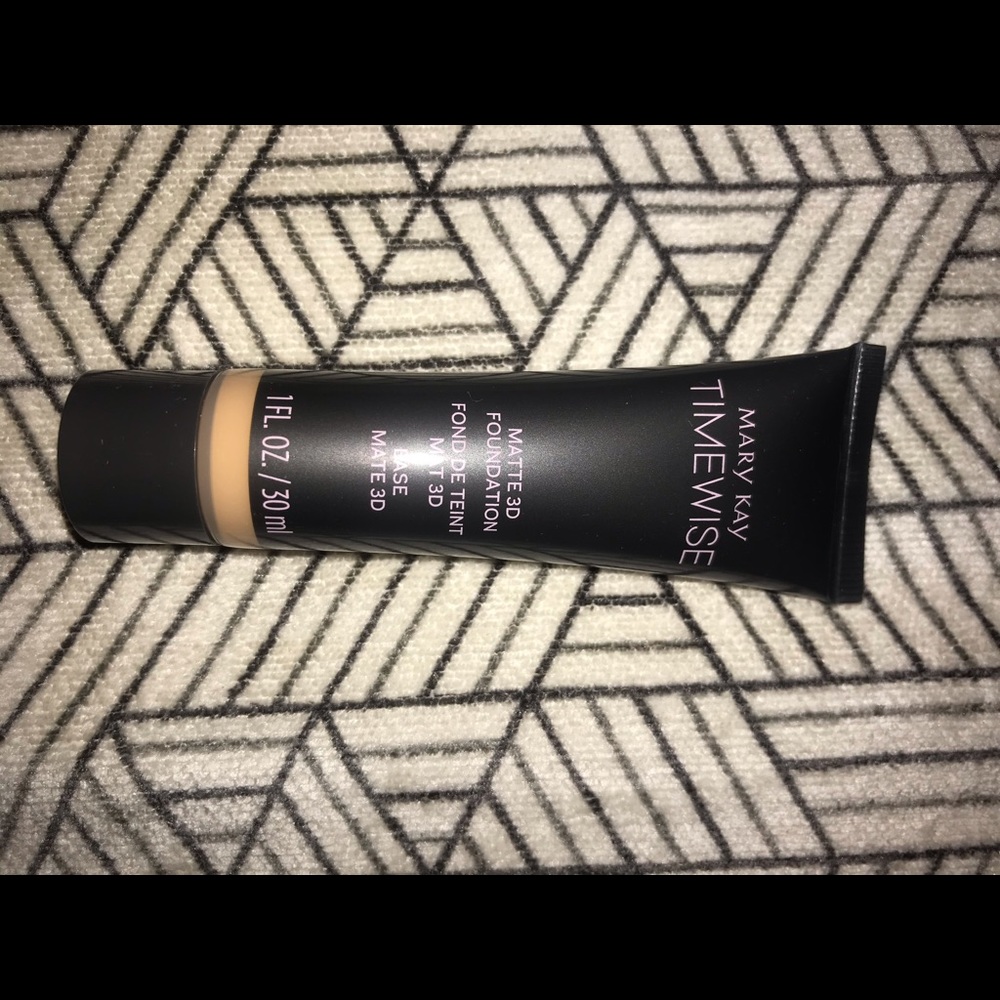 Marykay Timewise matte 3D foundation